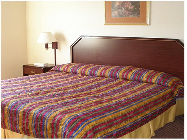 Super 8 By Wyndham Harrisburg Hershey North Rom bilde